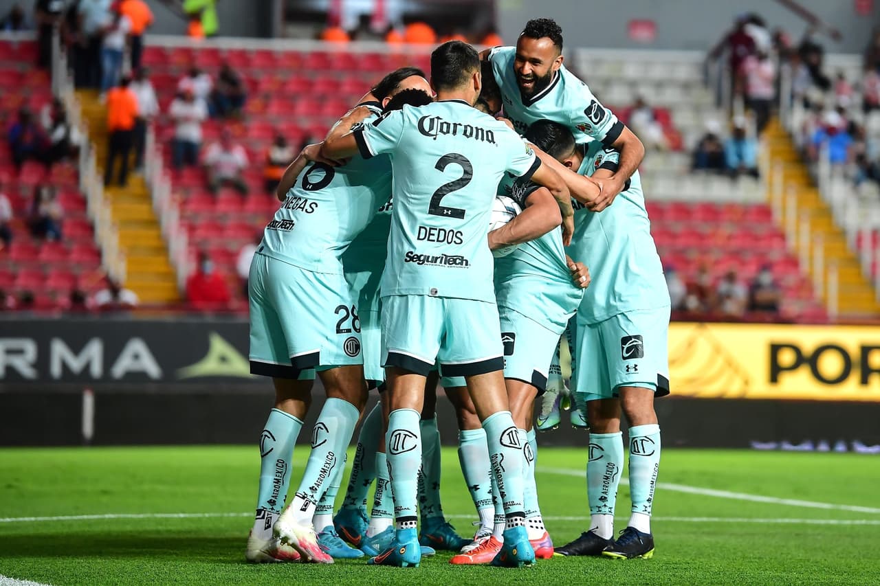 Toluca suma tres puntos tras vencer 0-1 al Necaxa que llegó a 4 seguidos sin ganar.