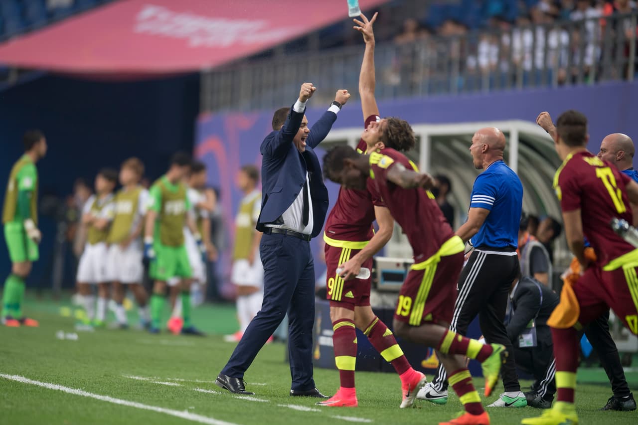 Cuatro partidos, cuatro victorias, once goles a favor y ninguno en contra, ya a la espera en la siguiente ronda de su próximo rival.