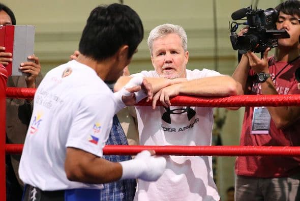 Manny Pacquiao entrena