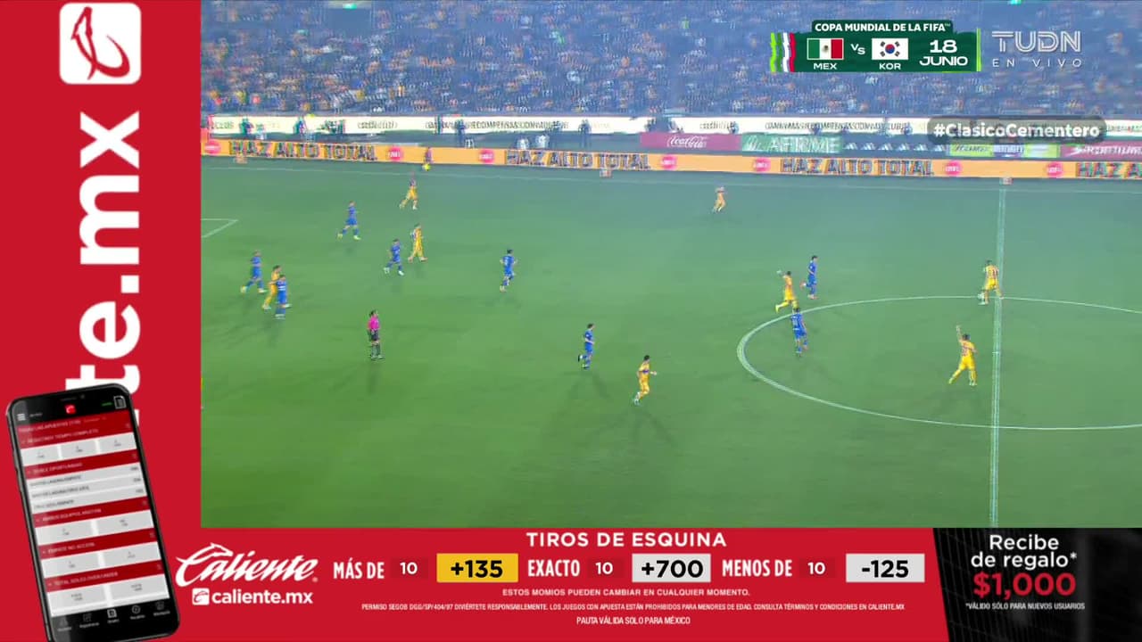 Arranca el partido y la pelota está en juego.