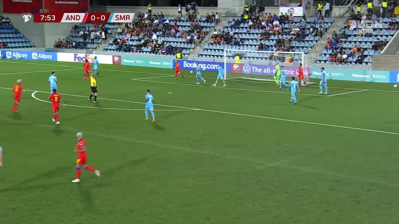 ¡TIRO ATAJADO! disparo por ["Ricard"] ["Fernández"].