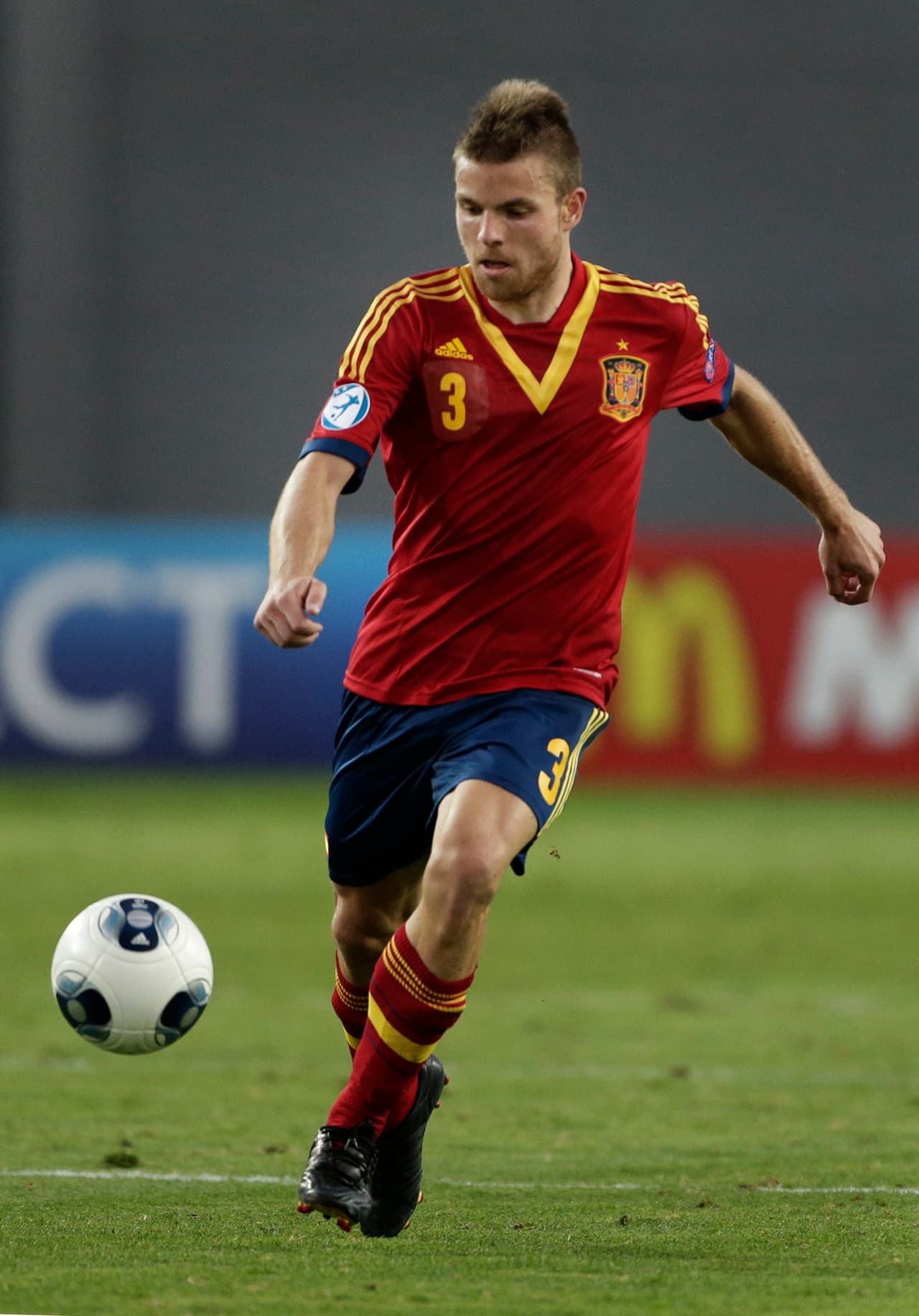 Asier Illarramendi también hizo parte de aquel equipo, mientras desarrollaba su carrera en la cantera de la Real Sociedad.