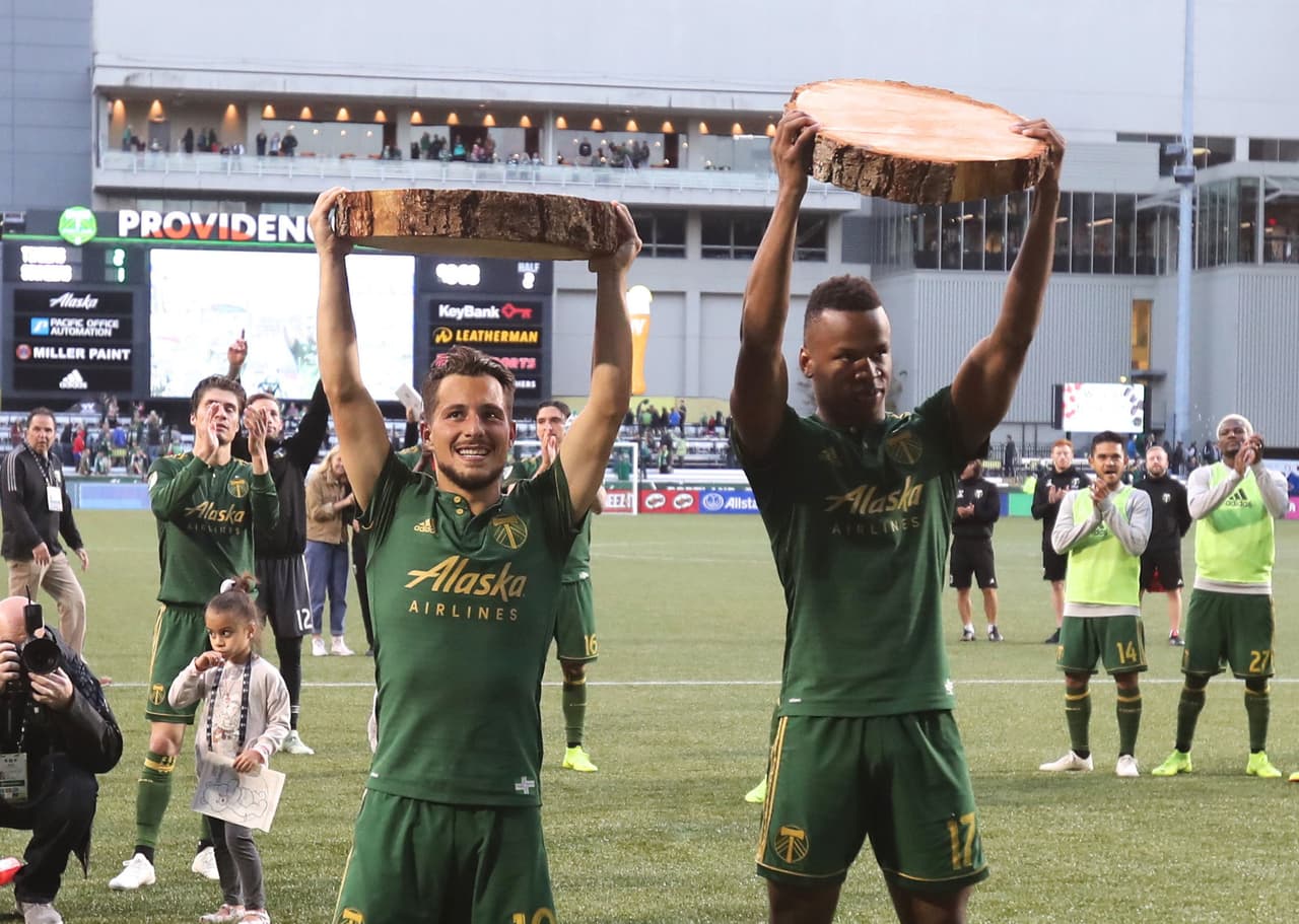 Blanco y Ebobisse mararon los dos goles de Portland en el triunfo en la ida de las Semifinales de Conferencia.