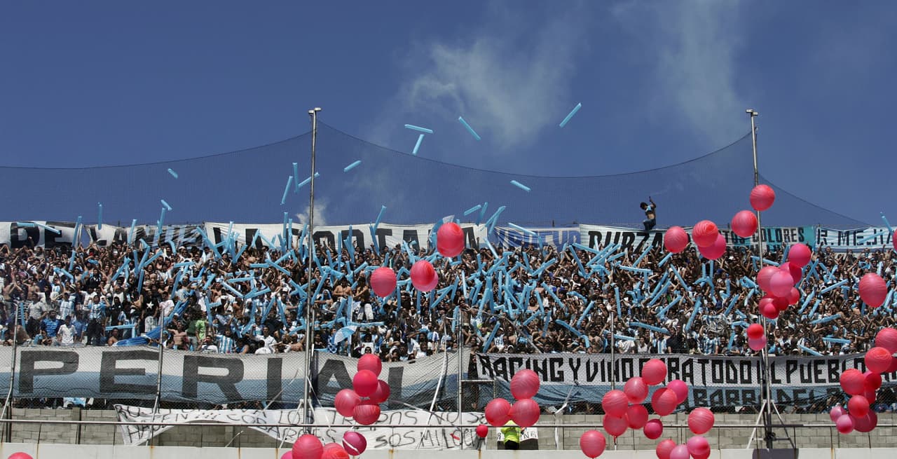 Los cilindros de Racing: al Estadio Presidente Juan Domingo Perón también se le conoce como 'El Cilindro'.
