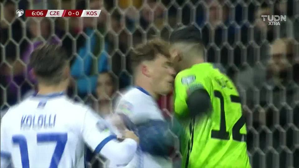 Tiro de esquina para Czech Republic