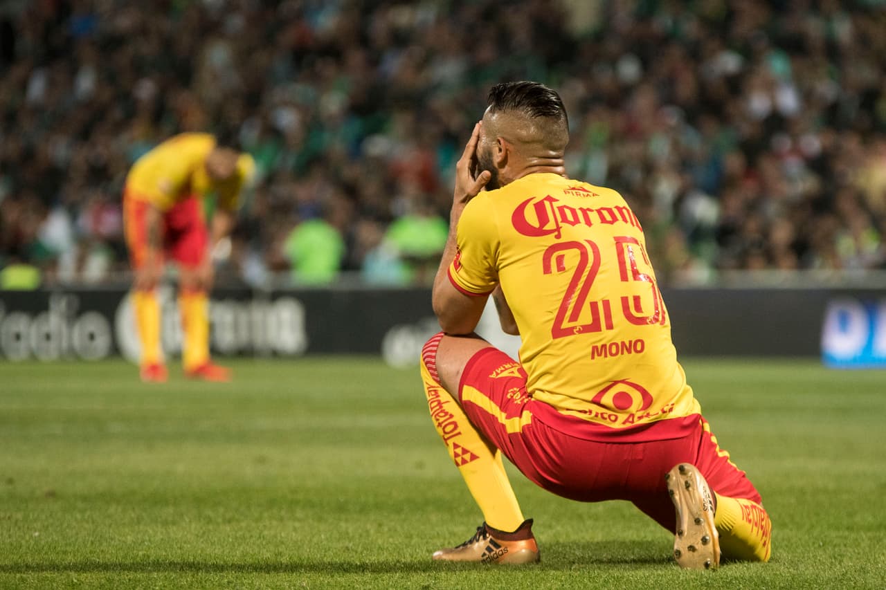 Al minuto 11 se le anuló un gol al Morelia por un claro fuera de lugar.