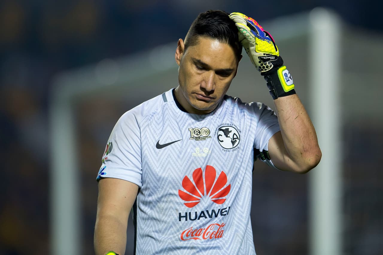 Entre las contrataciones más fructíferas de Peláez está el portero Moisés Muñoz quien se fue al Chiapas como ídolo del América por su excelente rendimiento, sorbre todo en la final del 2013 contra Cruz Azul.