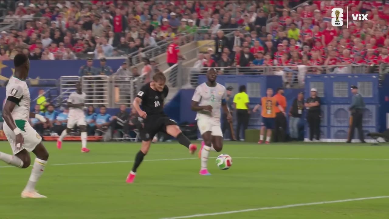 ¡De nueva cuenta Odegaard! El atacante noruego cerca del primero