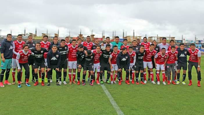 Mineros vs. Atlante - Los equipos de la Liga MX y Ascenso MX posaron para la tradicional foto de antes del partido juntos y entrelazados, como medida propuesta por el Comité de Desarrollo Deportivo de la Federación Mexicana de Fútbol de quitar el descenso y ascenso entre ambas competencias por un periodo de cuatro años.