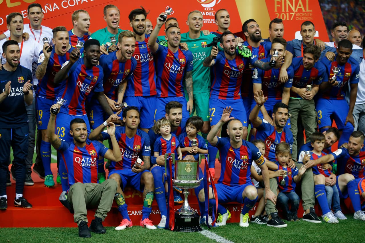 3. F.C. Barcelona (España) - 151,999 puntos