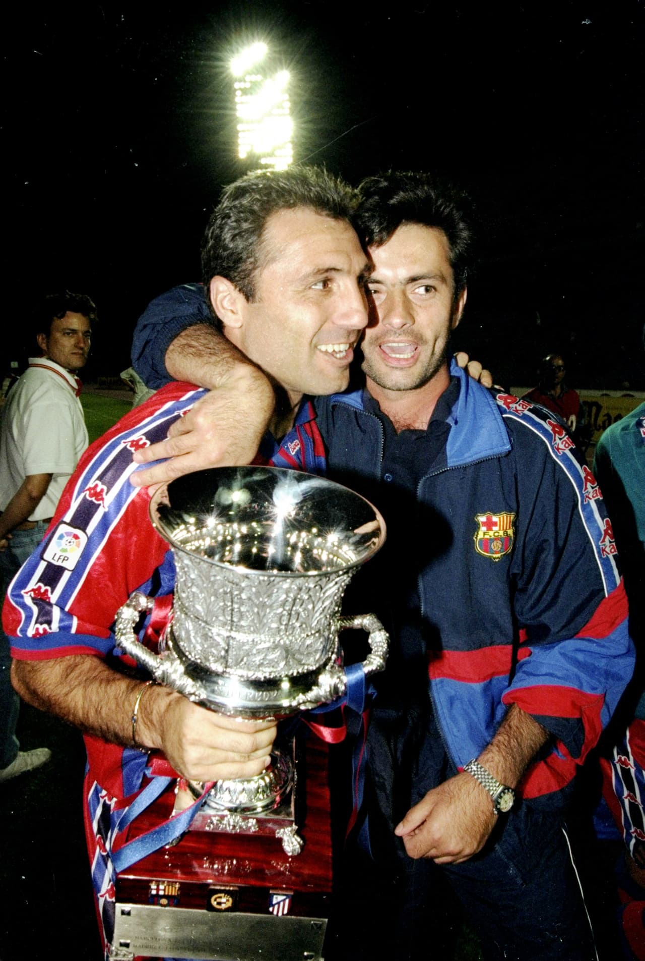 El búlgaro Hristo Stoichkov llegó de la mano de Cruyff y ganó cuatro ligas consecutivas, la anhelada Liga de Campeones y fue gran figura hasta 1996, cuando salió definitivamente. Ganó el Balón de Oro en 1994.
