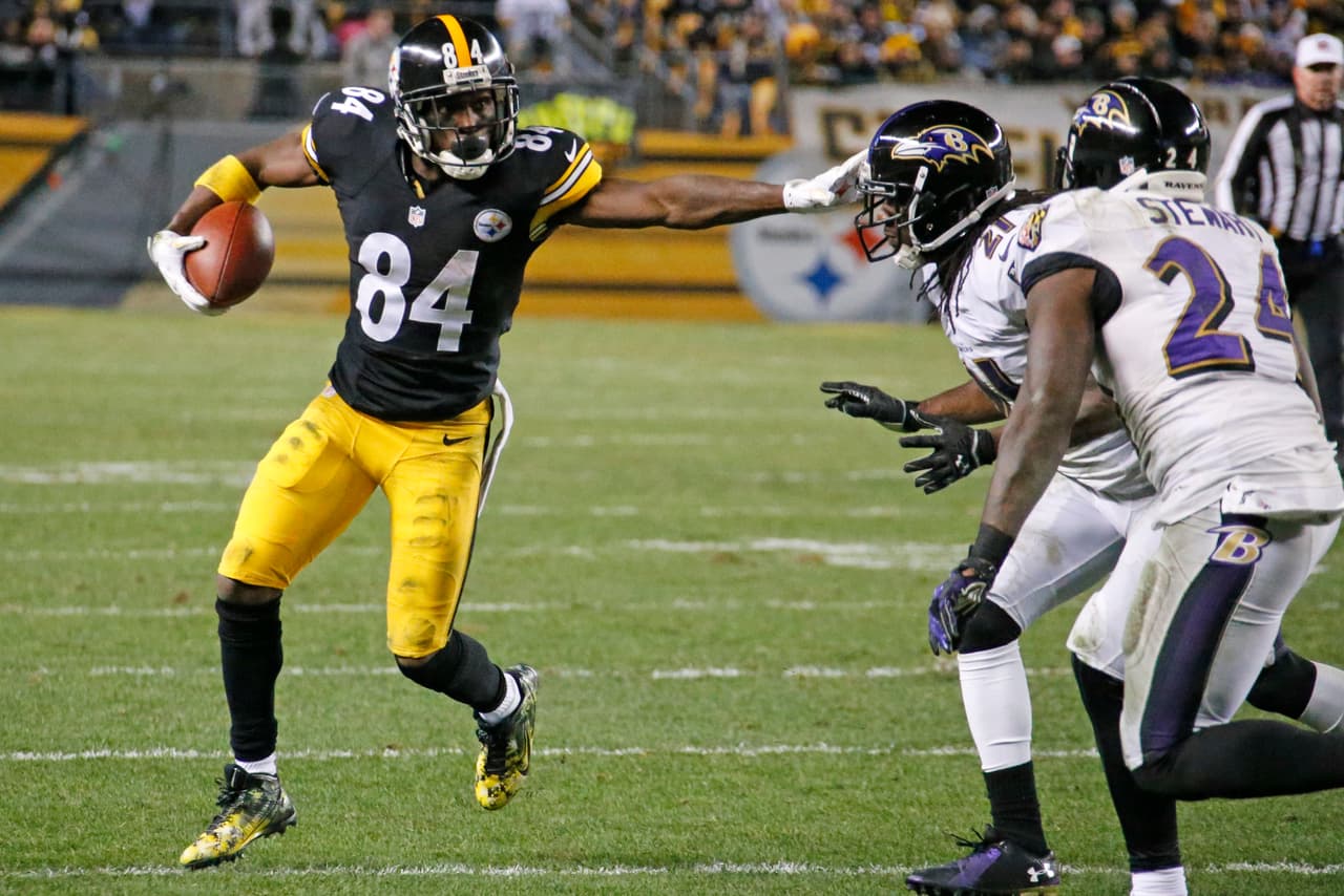 PITTSBURGH STEELERS Mike Tomlin corrigió el camino de los Steelers que en 2012 y 2013 se fue en .500 de porcentaje con 8 – 8 al hilo. En 2014 llegó a Ronda de Comodines donde perdió 30 – 17 con los Baltimore Ravens.