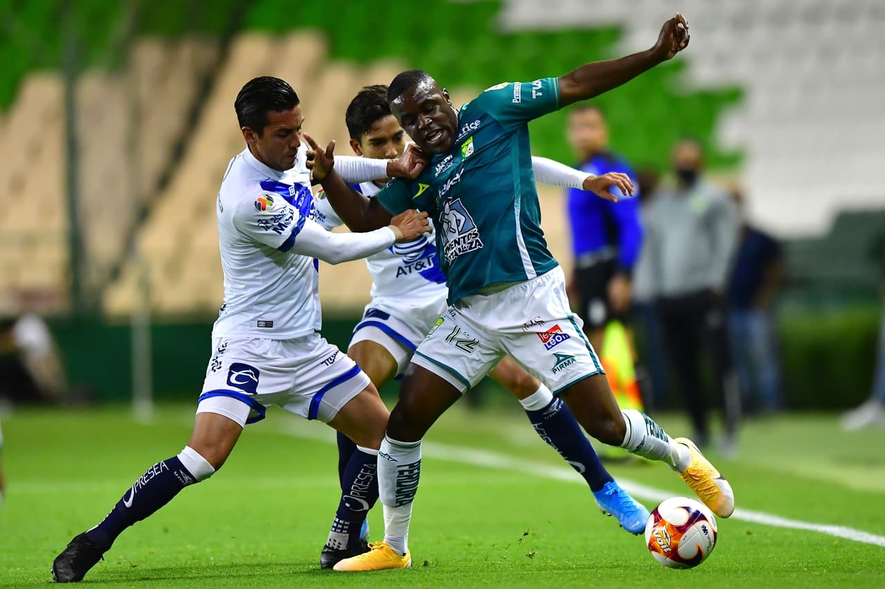 Las anotaciones de Santiago Ormeño al 85' y Daniel Álvarez al 90+5', Puebla consigue una increíble remontada y vence al León 1-2. La franja lleva cuatro partidos sin ver la derrota, de los cuáles tres han sido victorias. León se queda en la posición número 15 del torneo con 7 puntos.