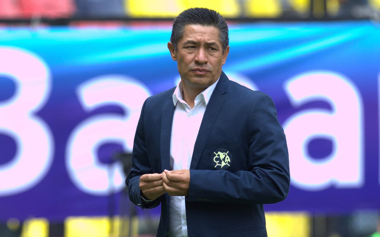 Ignacio Ambriz: 'Felicité a Marín y Güemez por altercado'