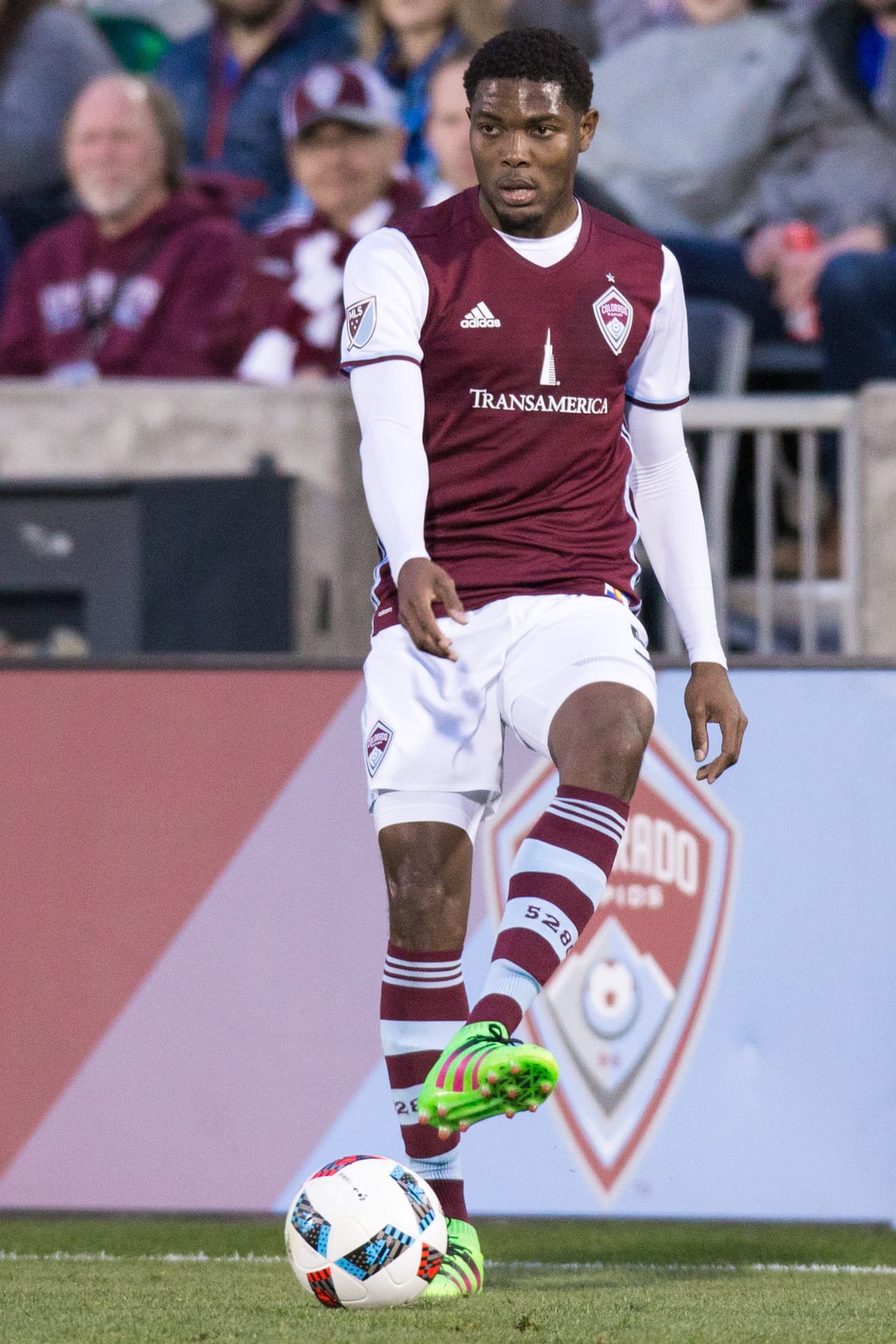 MEKEIL WILLIAMS (DEF) | El defensor de los Colorado Rapids se ha convertido en parte vital de la muralla de su equipo en el fondo. Los Rapids son la mejor defensa del torneo, con tan solo nueve goles recibidos.