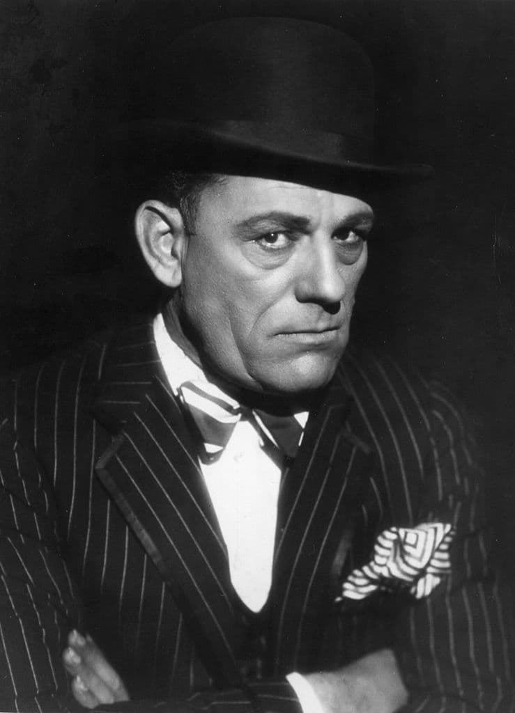 Lon Chaney
<br>