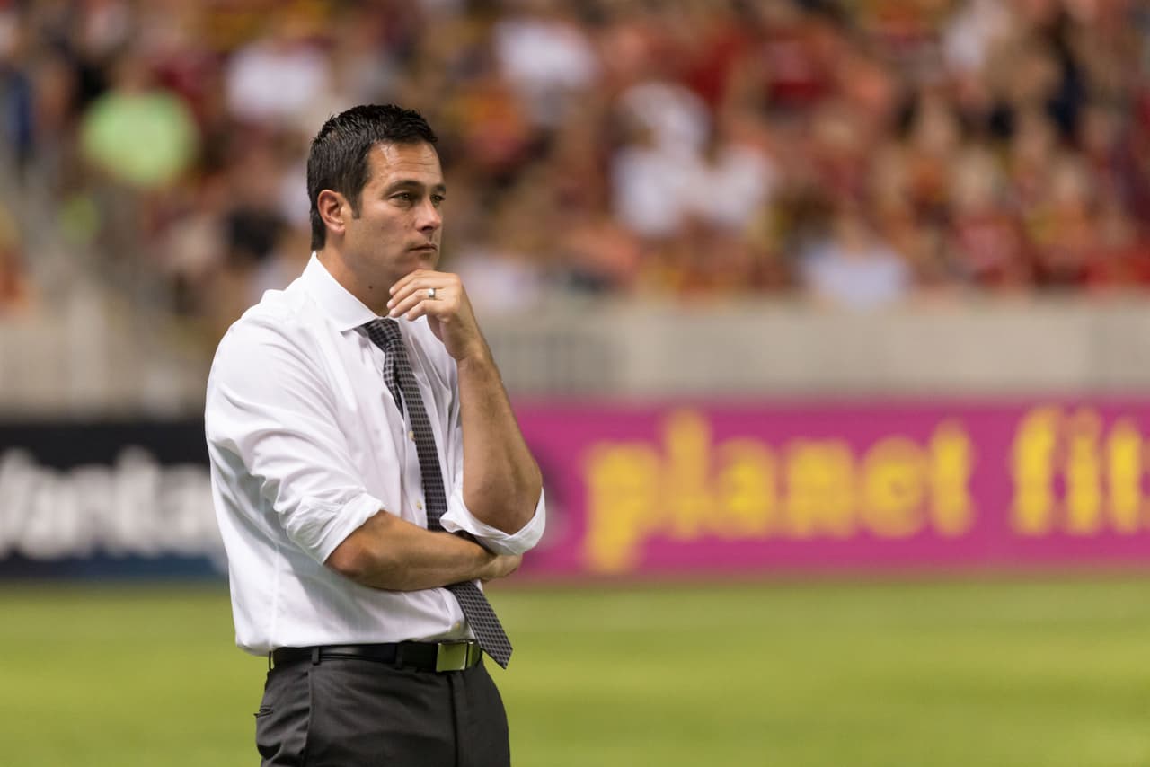 Mike Petke fue considerado como el mejor entrenador de la jornada en la MLS. En su banco de suplentes estarían Alex Bono (Toronto FC), Vytas (Portland Timbers), Mohammed Abu (Columbus Crew), Michael Bradley (Toronto FC), Joao Plata (Real Salt Lake), 'Cubo' Torres (Houston Dynamo), Ola Kamara (Columbus Crew). (USA Today Images)