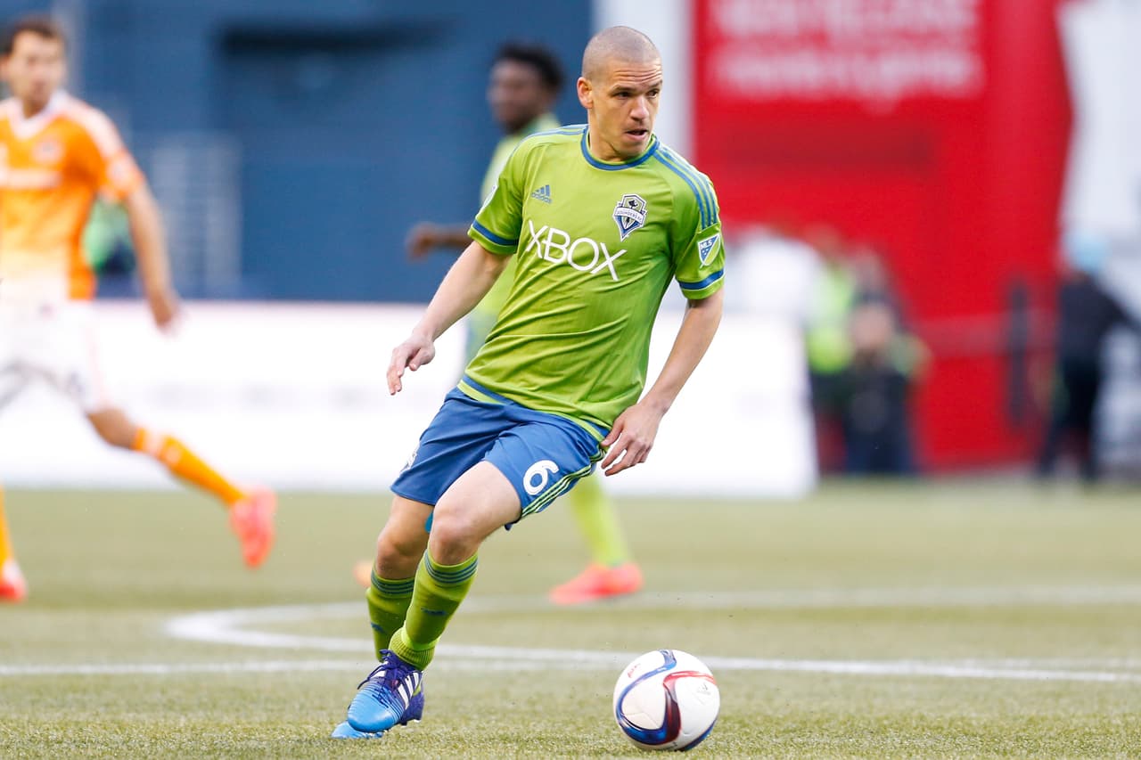 Osvaldo Alonso y Brad Evans por un récord histórico en Seattle Sounders