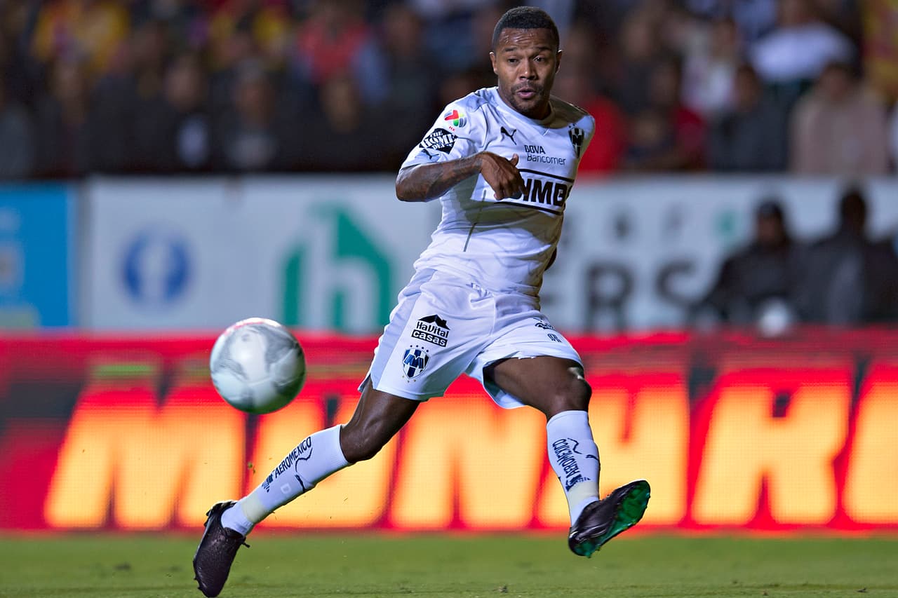 Dorlan Pabón - Monterrey.- El segundo jugador en el Top 10 fue el delantero de los Rayados, el desempeño de Dorlan logró que obtuviera 15 puntos en la Jornada 10. Su valor es de $8.2 millones.