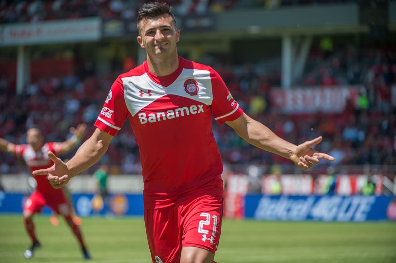 Enrique Triverio - Toluca.- el artillero de los Diablos Rojos fue el jugador que más puntos obtuvo en la Jornada 10, al sumar 15 este fin de semana. Su valor en el UD Fantasy es de $10.4 millones.