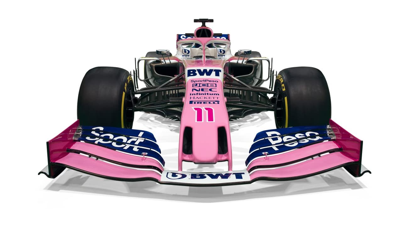 Con el final de Force India, llegó Racing Point a la Fórmula 1 con el mexicano Sergio 'Checo' Pérez, quien fue protagonista del lanzamiento del auto de esta nueva escudería para el 2019. Si bien cambió de nombre, los color principal siguie siendo el rosado.