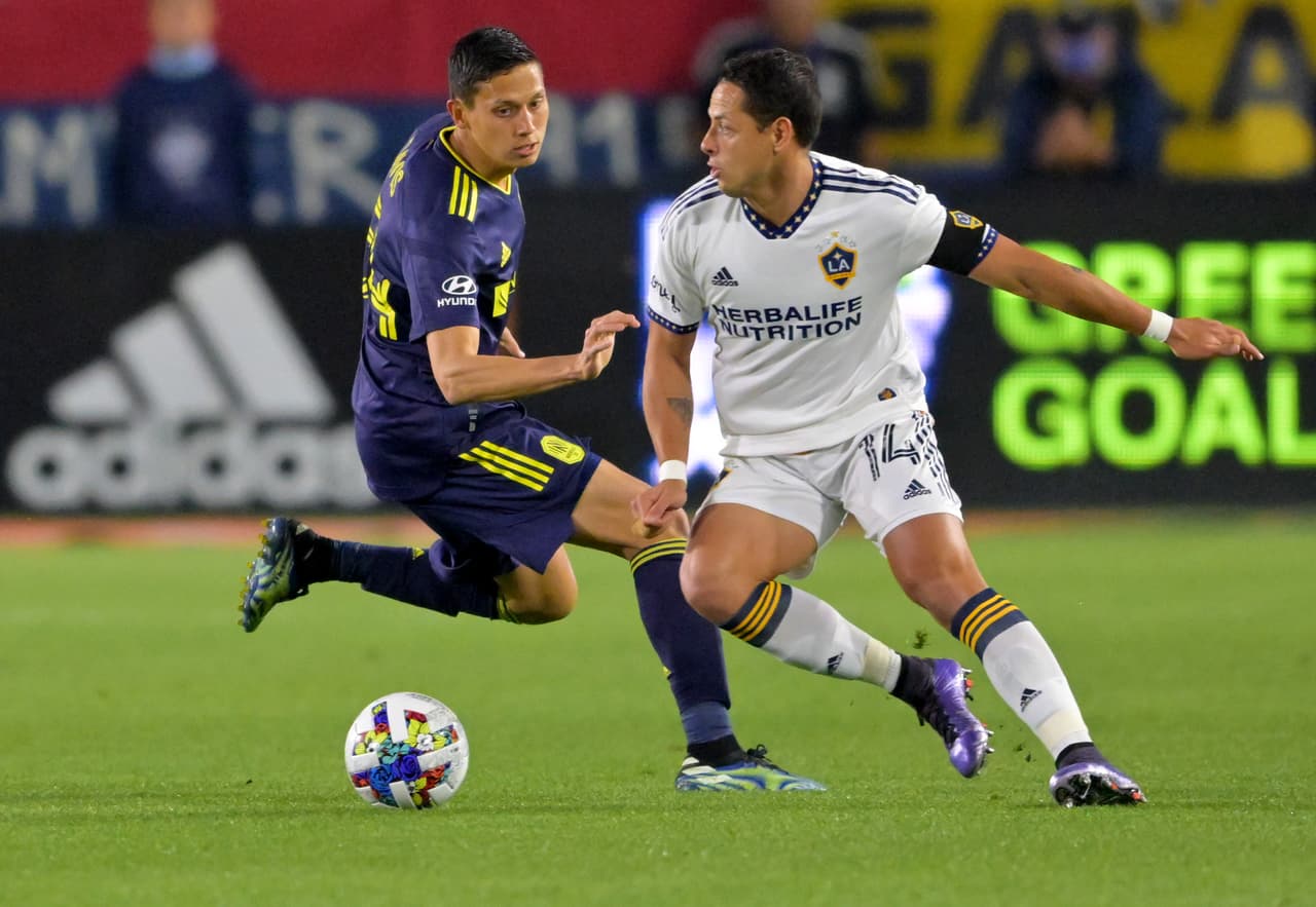 El tanto del triunfo para el equipo de Chicharito Hernández no llegó hasta el final del encuentro.
<br>