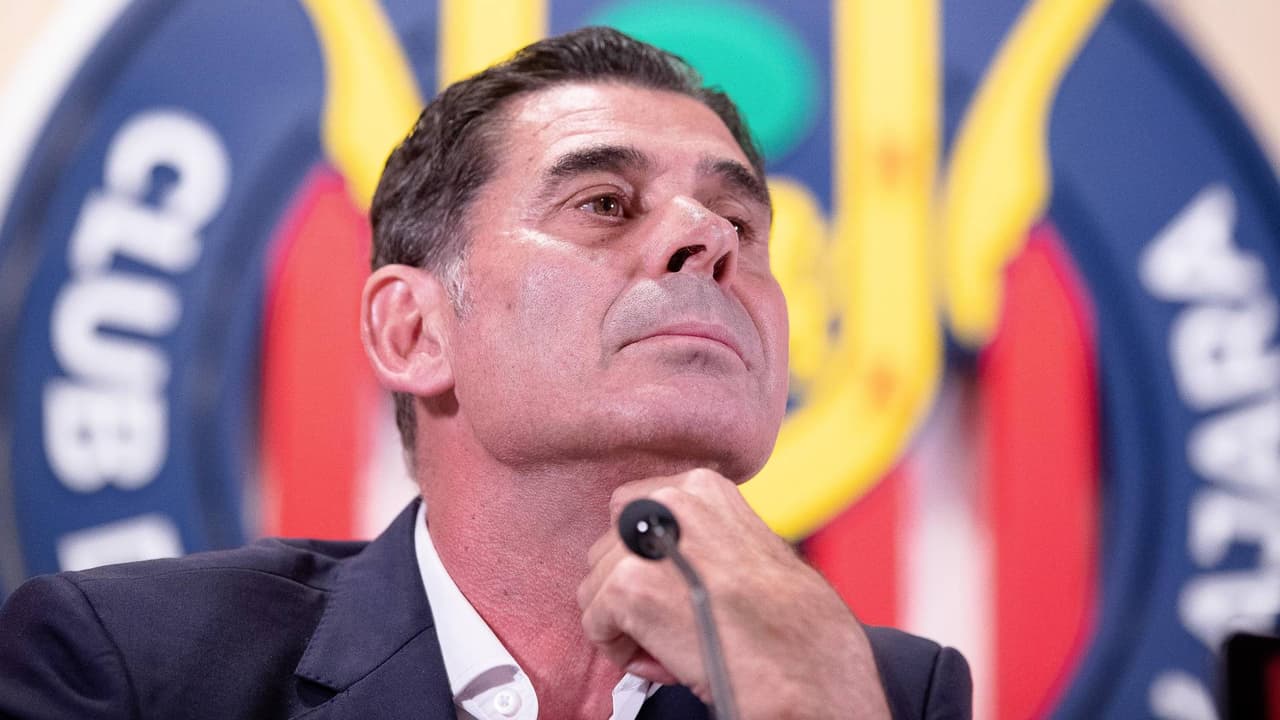 Fernando Hierro no continuará en Chivas