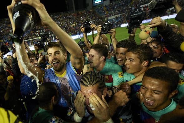 Gerard no paraba de hacer de las suyas.