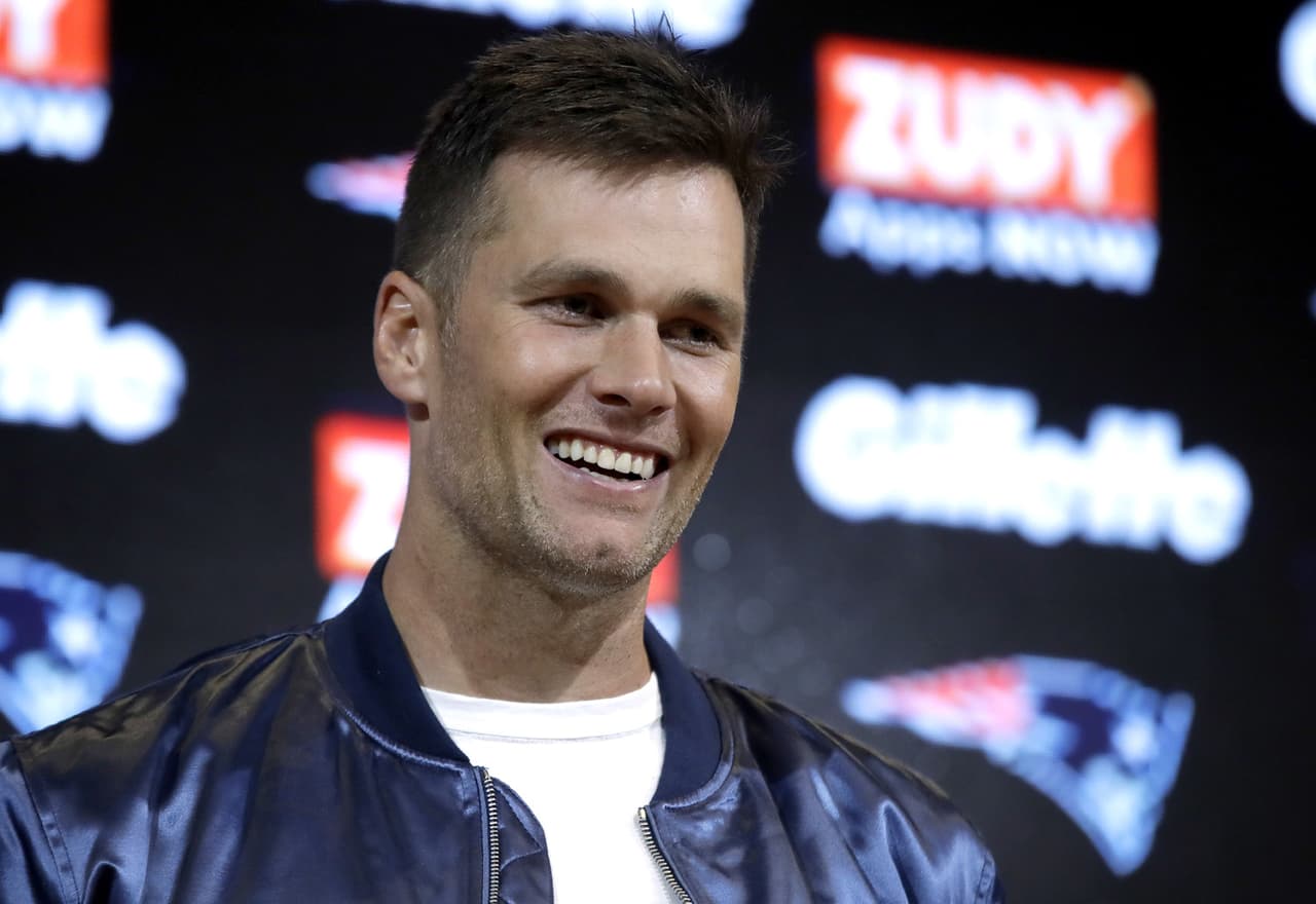 Tom Brady, emocionado por jugar con Antonio Brown