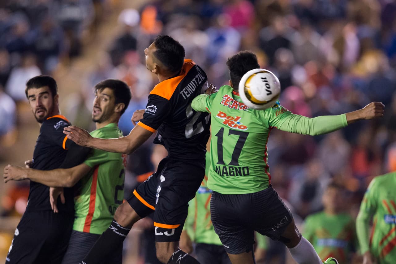 El duelo aún está parejo y todavía el sábado tendrán que definir al campeón.