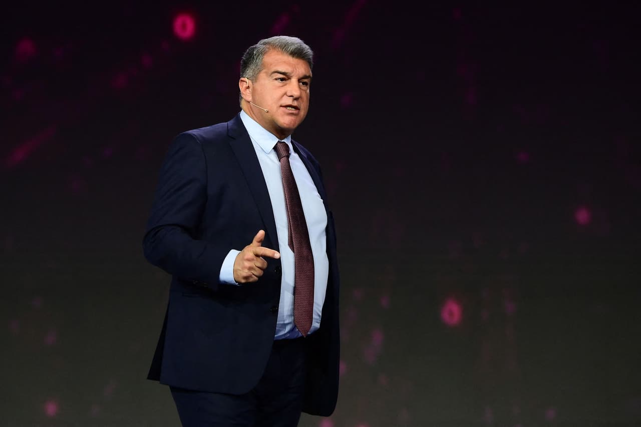 Laporta, presidente del Barcelona, explota por invasión alemana al Camp Nou