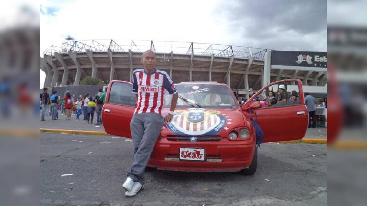 Nada como estacionarse afuera de la casa de tu enemigo.