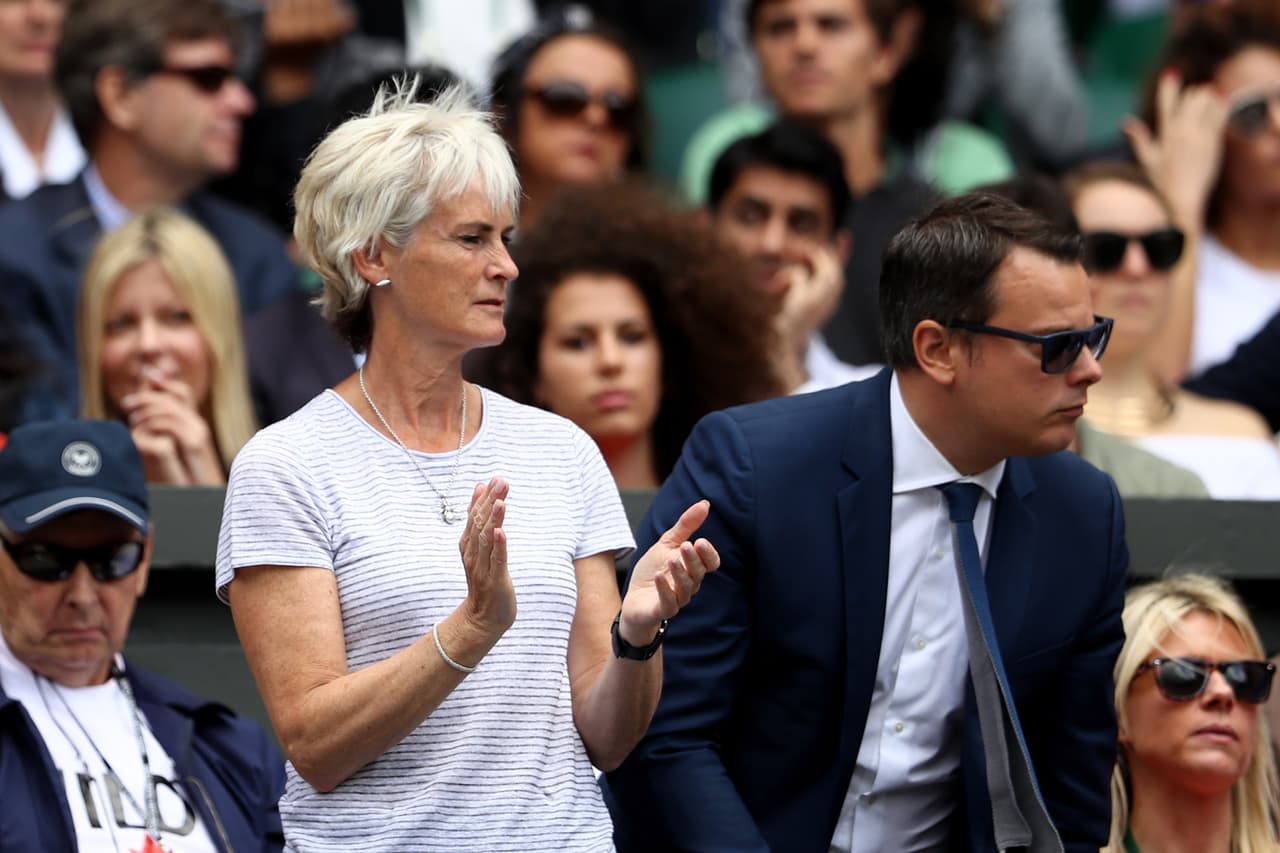 La madre de Andy Murray siempre al pendiente de los logros de su hijo.