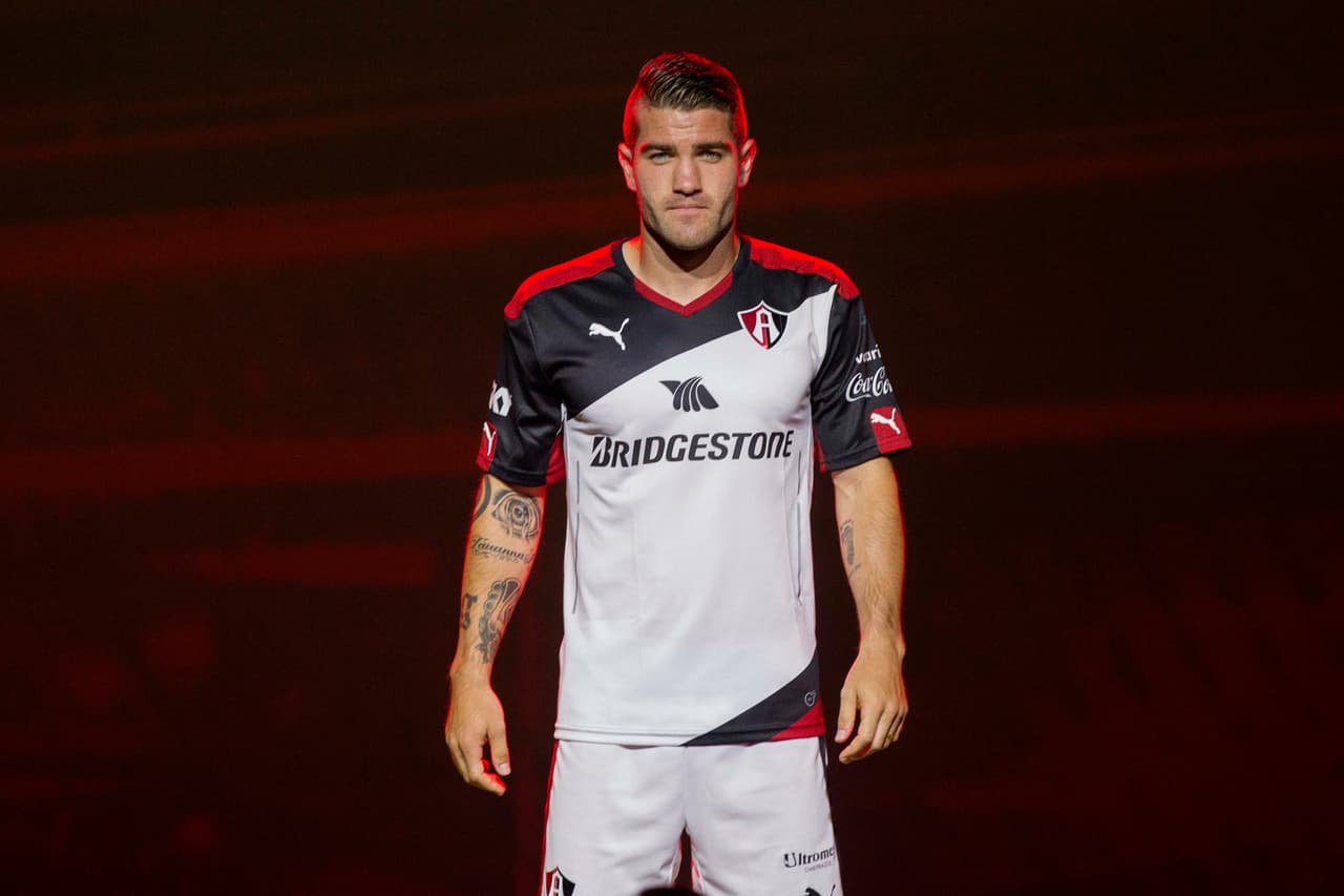 Gregory Garza podría parar hasta cinco meses