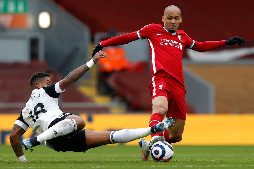 Por la mínima y en casa, el Liverpool ve la derrota ante el Fulham con gol de Mario Lemina. Con esta derrota, los de Klopp pierden tres puntos y suman ya seis partidos sin ganar como locales y así complican más sus opciones en puestos europeos.