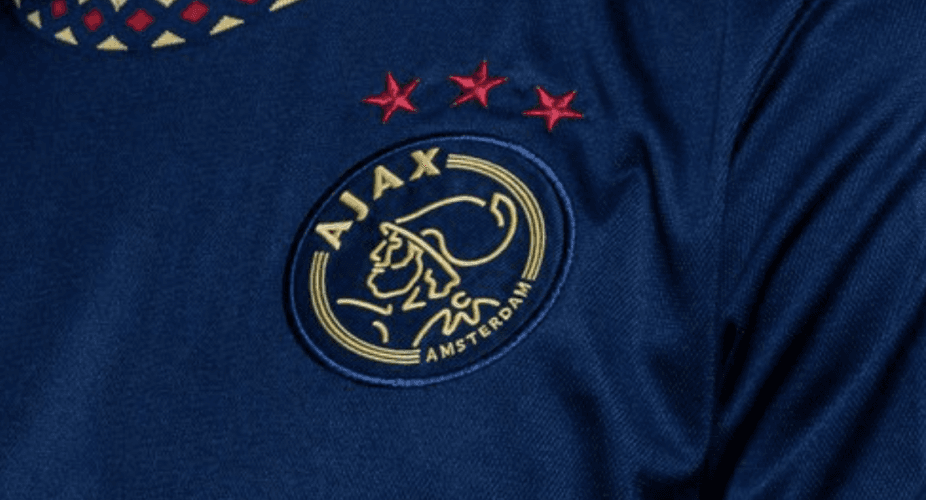 Ajax, por ahora, no presentó a Jorge Sánchez…era su segunda playera 