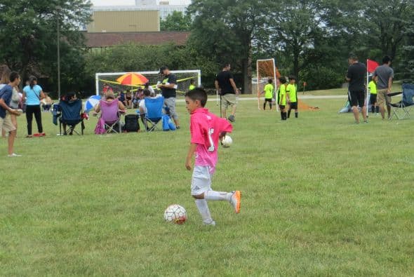 Una verdadera fiesta de goles y diversión marcó el inicio de Copa Univision 2015. Mira la galería de fotos de este gran evento deportivo.
