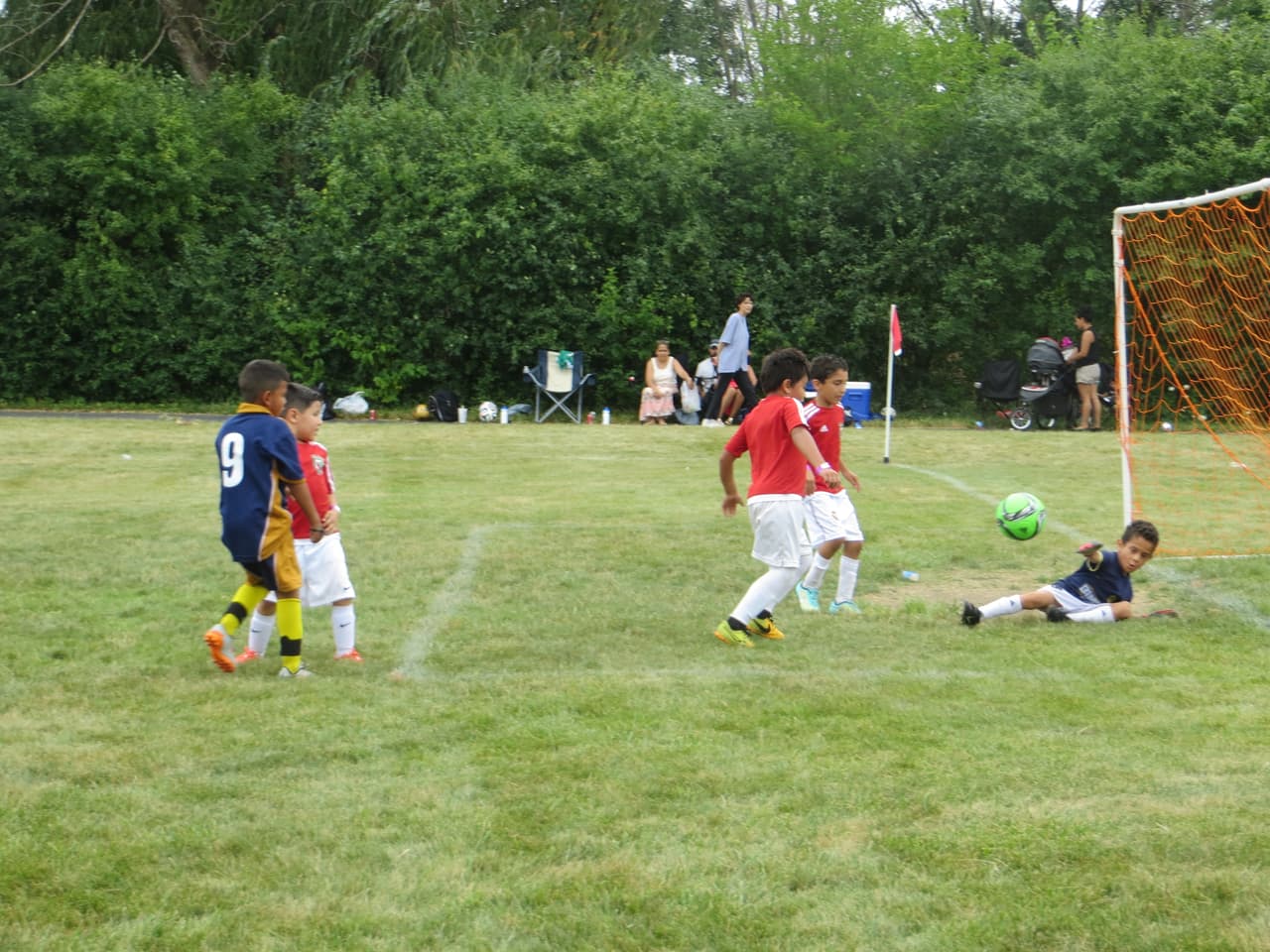 Una verdadera fiesta de goles y diversión marcó el inicio de Copa Univision 2015. Mira la galería de fotos de este gran evento deportivo.