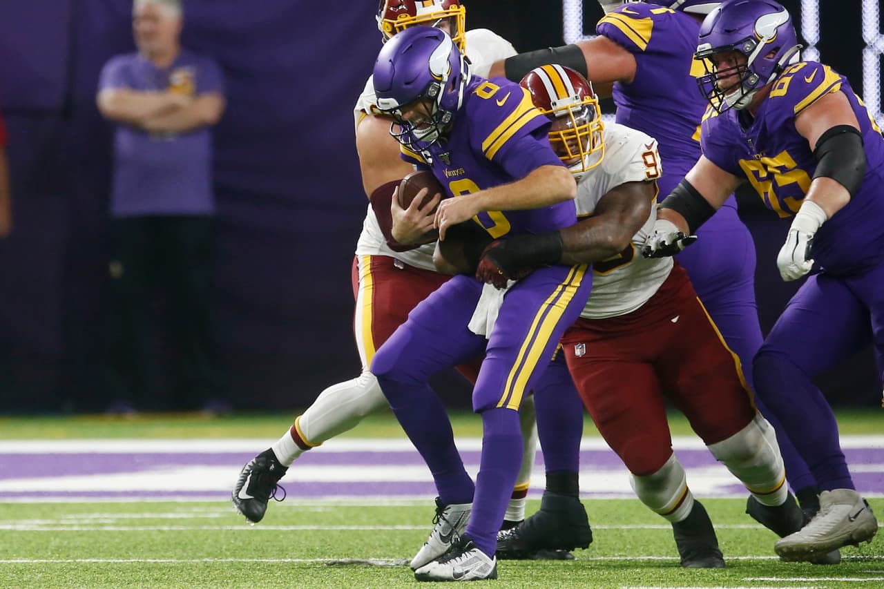 Washington Redskins 9-19 Minnesota Vikings. Adrian Peterson sigue haciendo historia en yardas por tierra.