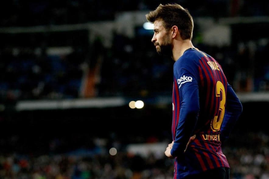 Piqué reaparece en Twitter con fuertes mensajes