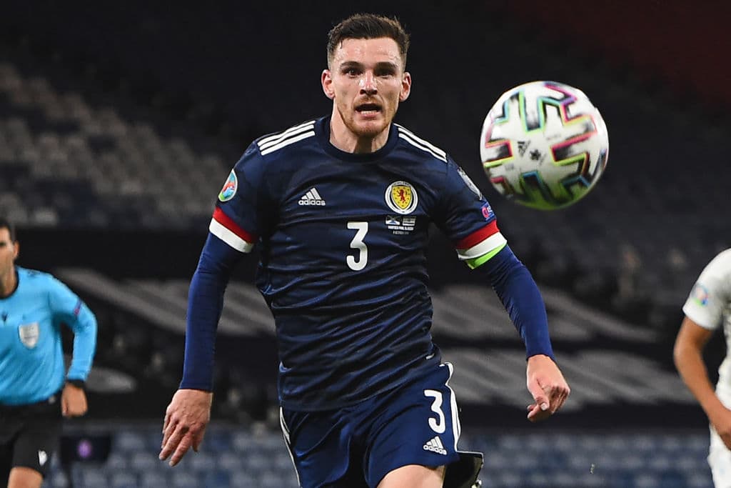 Andrew Robertson del Liverpool es el capitán del representativo y es el jugador mejor cotizado del conjunto.