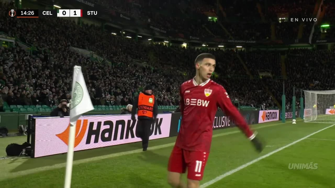¡Regalito del Celtic! El Khannouss no desaprovecha y el Stuttgart ya lo va ganando