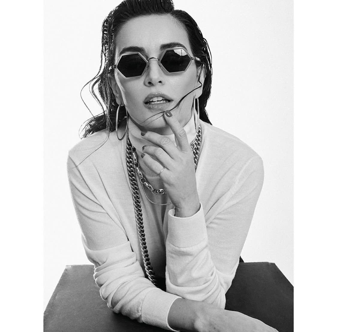 Los mercenarios llegan a Las Vegas para robar un botín millonario de uno de los casinos.
<br>