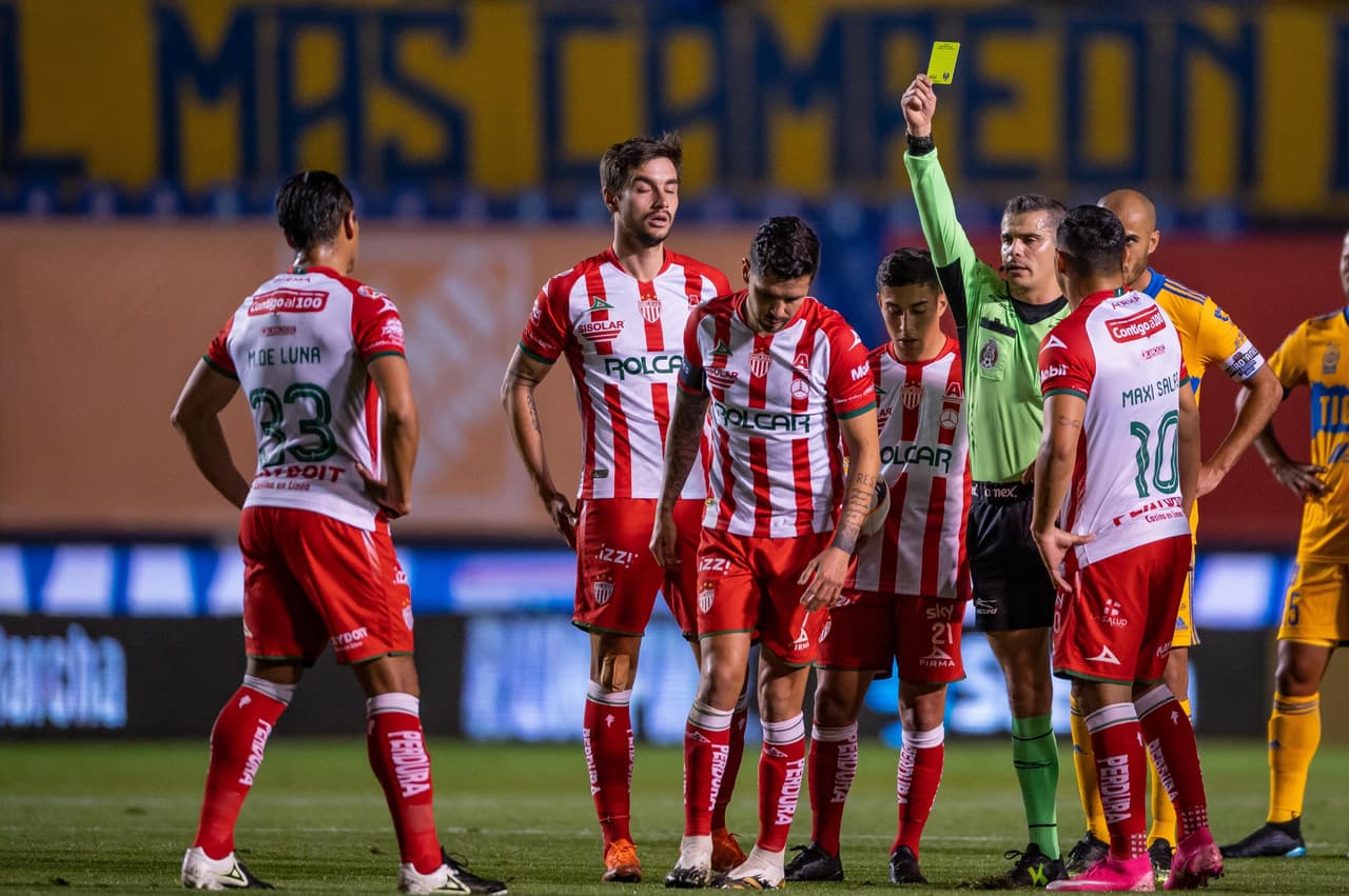 Tigres decide guardar jugadores para el Mundial de Clubes y terminan empatando 1-1 en casa frente al Necaxa.