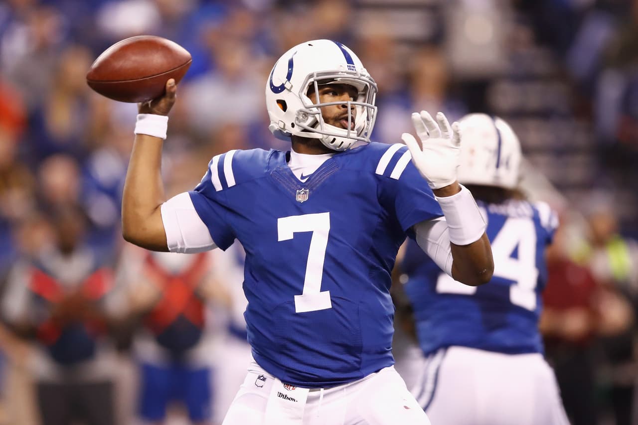 Jacoby Brissett, mariscal de campo de los Colts tuvo 14 pases competos de 24 intentos para 222 yardas son 2 pases de anotación y 1 intercepción.