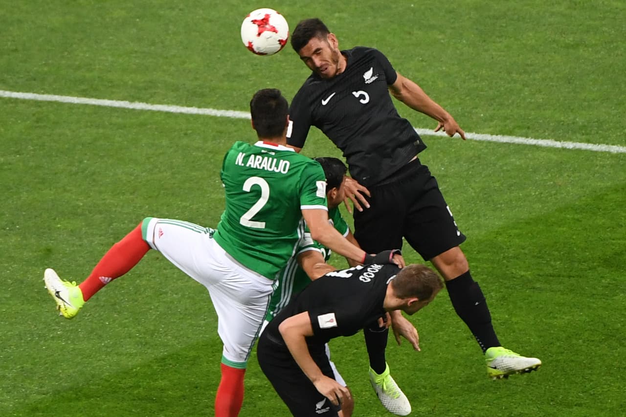 Nueva Zelanda tuvo opciones claras de gol durante el primer tiempo, que fue muy favorable contra México.