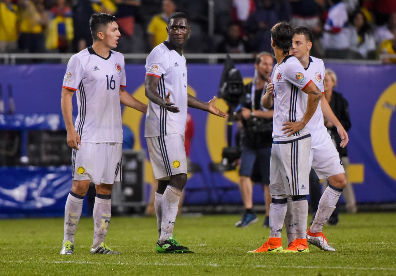Cristian Zapata: Es un líder en defensa, se entiende bien con Jeison Murillo pero también sufrió por momentos cuando Estados Unidos se decidió a atacar. Calificación 8