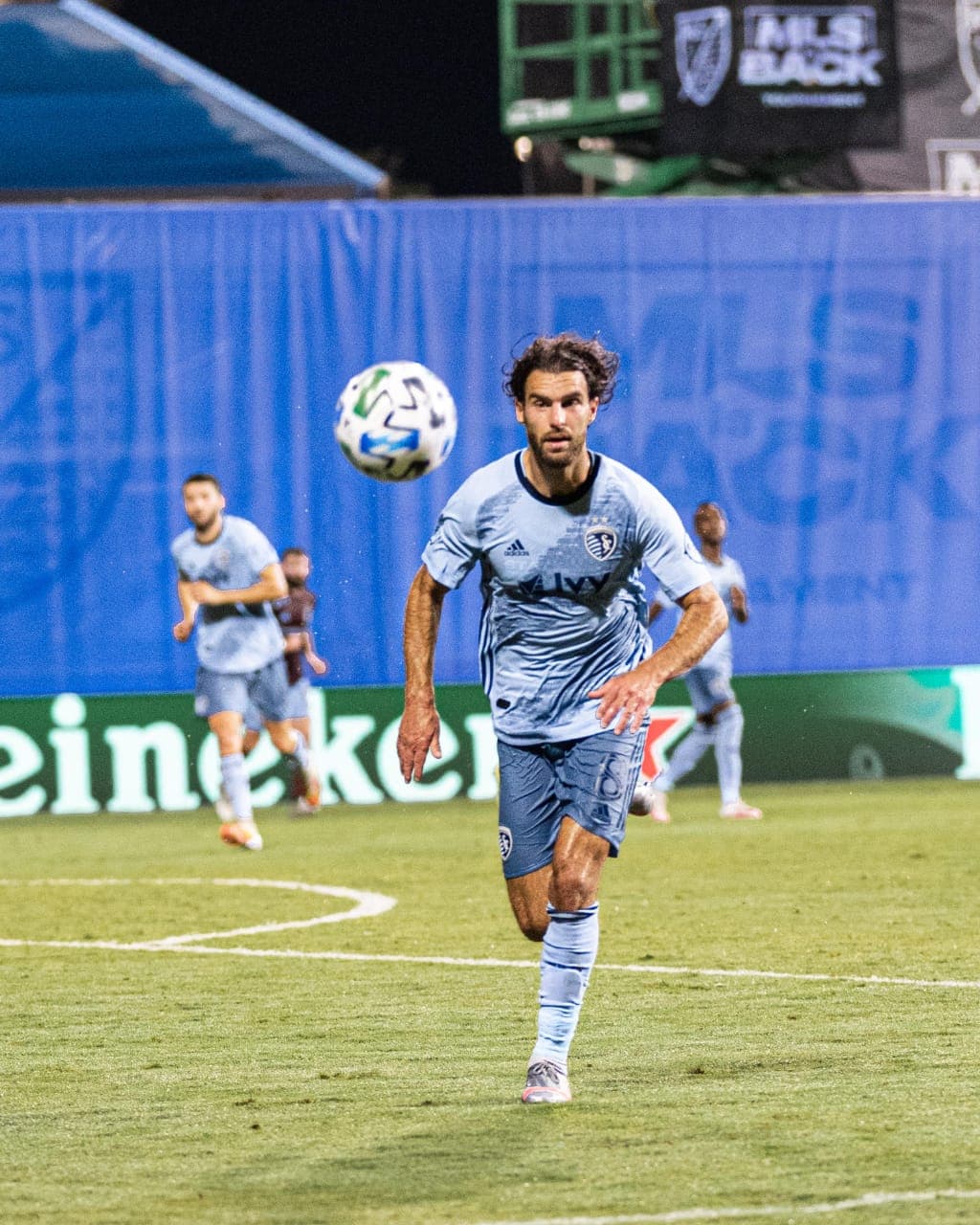 Sporting KC derrotó 3-2 a Colorado Rapids en el MLS is Back | Alan Pulido marcó marco gol en la victoria ante Yarbrough en el regreso del futbol estadounidense.