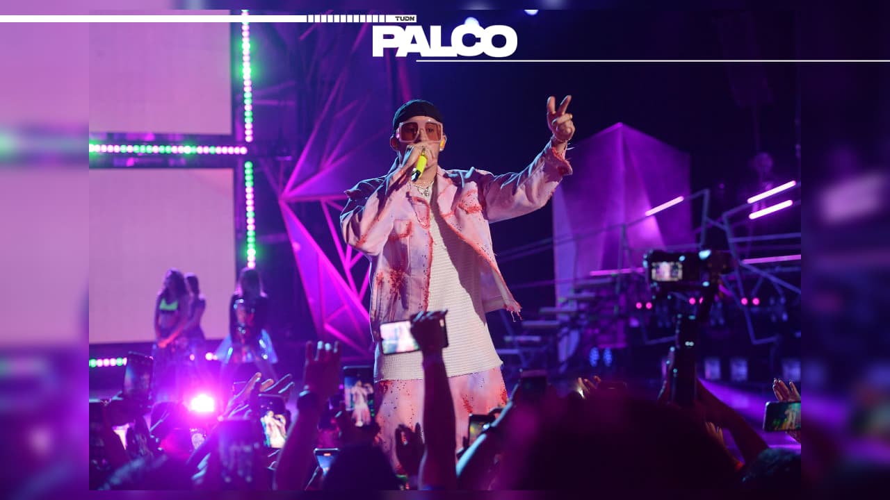 Bad Bunny consigue récord histórico en YouTube | El artista puertorriqueño volvió a sorprender al mundo con un récord que solo él ha conseguido.