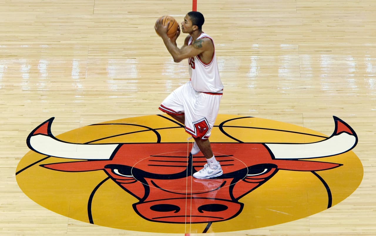 Los Bulls llegaron a playoffs tres veces en 10 años entre el último partido de Jordan y el debut de Derrick Rose.